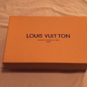 LV box for small purse